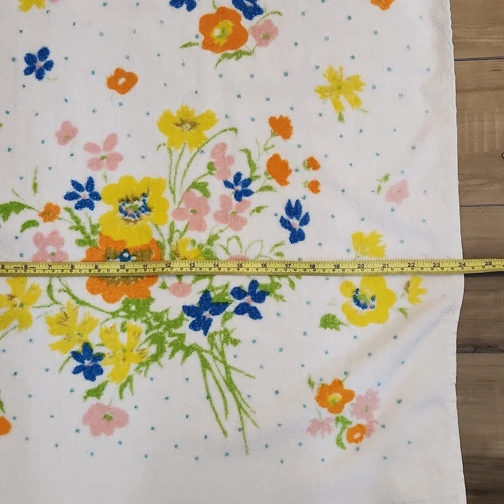 Lady Pepperell vintage floral themed Spring towels